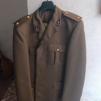 Coppia divise da uniforme esercito italiano 1986