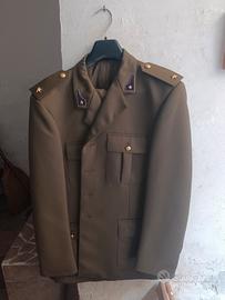 Coppia divise da uniforme esercito italiano 1986