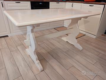 Tavolo in legno massello 148x78x78