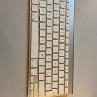Tastiera wireless apple