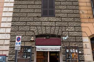 Prati - locale commerciale