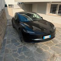 Tesla Model 3 highland