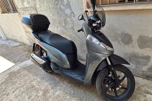 sh 300