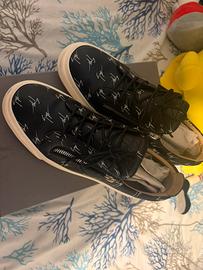 Giuseppe Zanotti Frankie