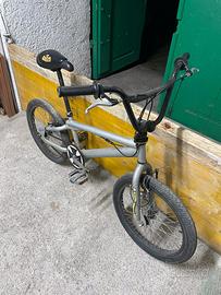 Bicicletta Bmx