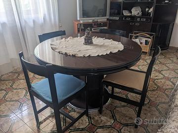 Tavolo (sala da pranzo)