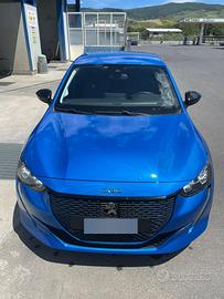Peugeot e-208 Allure Pack 100kW elettrica