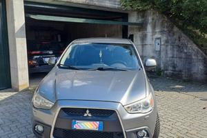 Mitsubishi ASX da vetrina