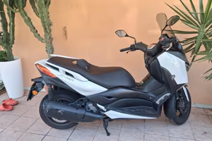 YAMAHA XMAX 300 2021