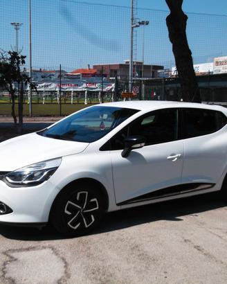 Renault Clio 1.2 GPL 5P. casa madre 2013