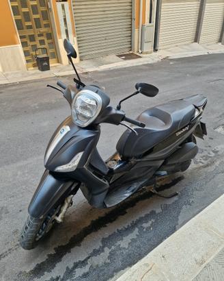 Piaggio Beverly 125 S i.e. – Nero opaco