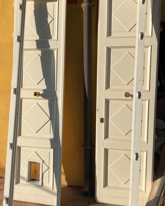 Portoncino d’ingresso in legno massello