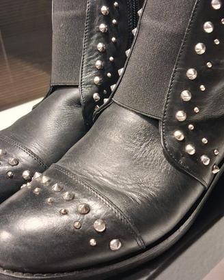 stivaletto  borchie donna