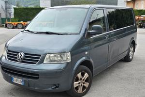 VW caravelle 2.5 TDI 9 posti