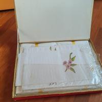 Set per cucina: asciugamani, tovaglia e tovaglioli