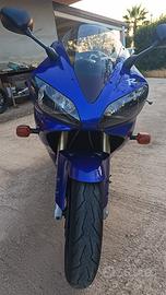Yamaha R1 2000