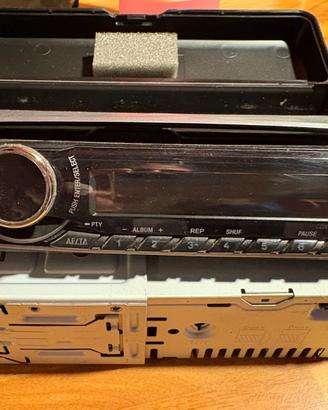 auto radio  Sony (radio fm/lettore cd/chievetta)