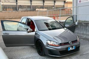 Volkswagen Golf 7 GTI 2.0 tsi 230cv Perfomance