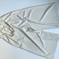 pantaloni bianchi a zampa 