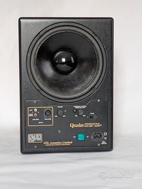 REL QUAKE subwoofer 