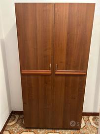 Armadio in legno 2 ante