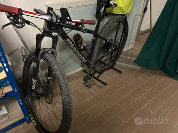 Bianchi methanol full carbon