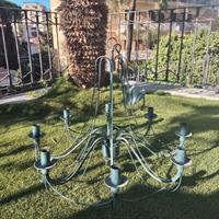 Lampadario in ferro battuto