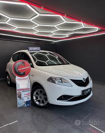 Lancia Ypsilon 0.9 Benzina 85 CV Platinum AUTOMATI