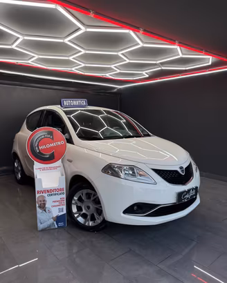 Lancia Ypsilon 0.9 Benzina 85 CV Platinum AUTOMATI