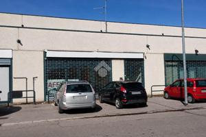 NEGOZIO A GRANAROLO DELL'EMILIA