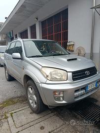 RAV4 2003 4x4 Gancio traino 