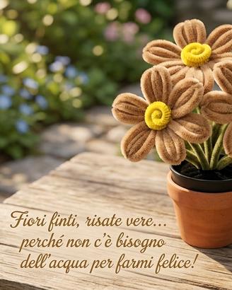 fiore fatto con scavolini 
