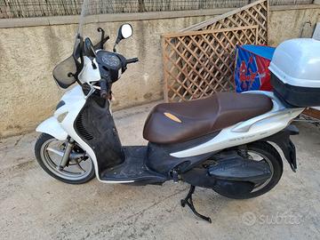 Suzuki Sixteen 150