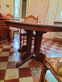 Tavolo rotondo con 6 sedie