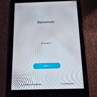 Tablet Samsung Galaxy Tab A con custodia