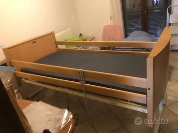 Letto ospedaliero elettrico con materasso ortopedi