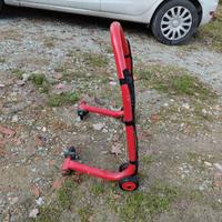 Cavalletti sollevatori per moto