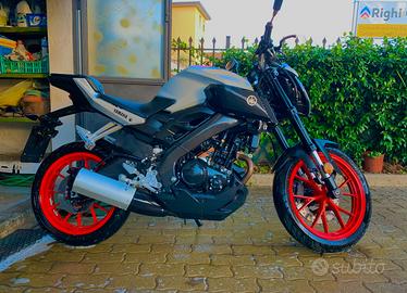 Moto yamaha 125