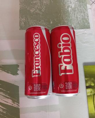 lattine di coca cola serie nomi 2025 vuoto