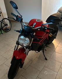 Ducati monster 797