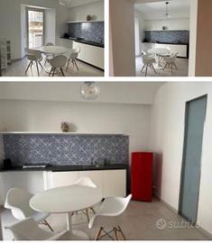 Trilocale in via Scala Santa Maria del Monte 7