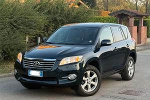 toyota rav 4 2.2 tdi 4x4 crossover 