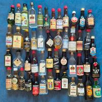 Alcolici e liquori mignon vintage