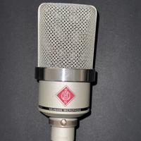 Microfono neumman tlm 102