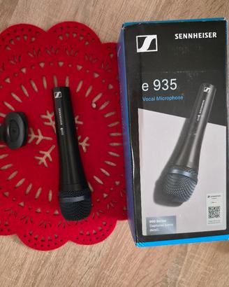 Sennheiser e935, Microfono professionale