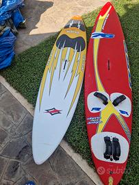 tavola windsurf rossa