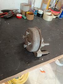 Tamburo ,mozzo, piatto ganasce vespa 50n ant.