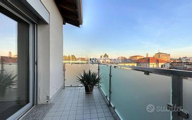 MODERNO BILOCALE CON POSTO AUTO NEL CUORE DI PARA