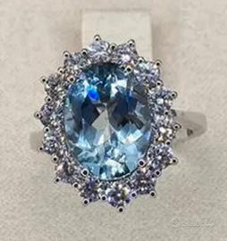 ANELLO ORO 18kt DIAMANTI ED ACQUAMARINA ct. 3,81