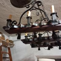 lampadari antichi legno massello e ferro battuto 